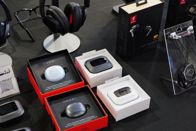 ES 2025：展示众多形态的耳机新品long8国际龙81MORE万魔参展C(图4)